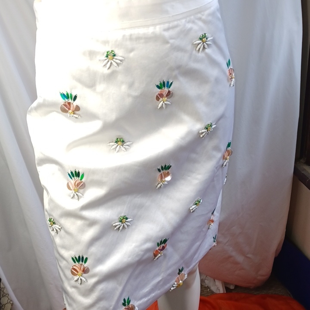 BANANA REPUBLIC EMBELLISHED‎ PINEAPPLE BEAD SKIRT SZ 2